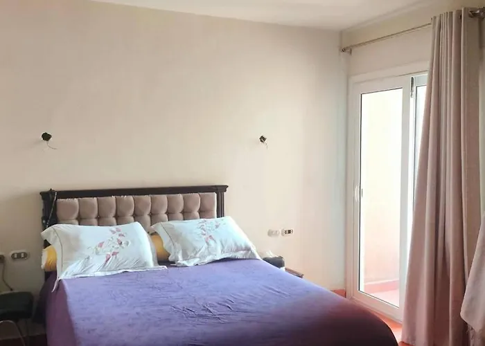 المرح جبل بورتوالسخنه Alpesi faház Ajn-Szuhna